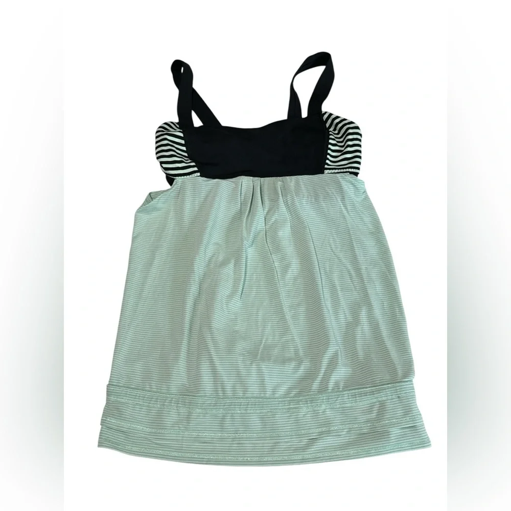 Lululemon Athletica Black, White, and Mint‎ Tank
